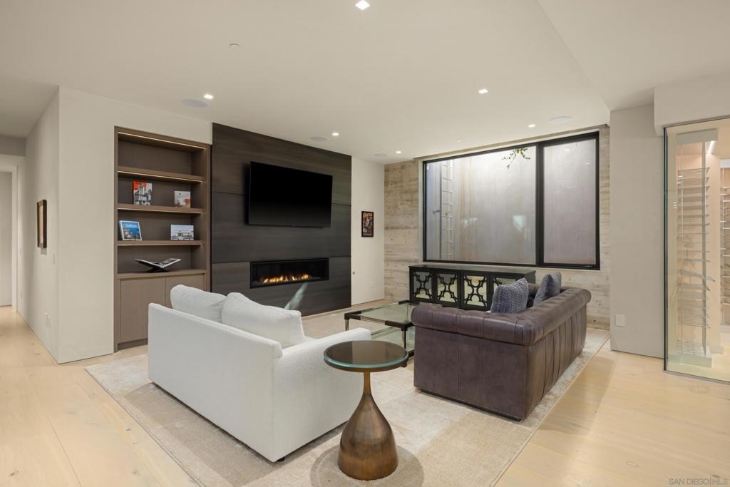 516 Stratford - Photo 26