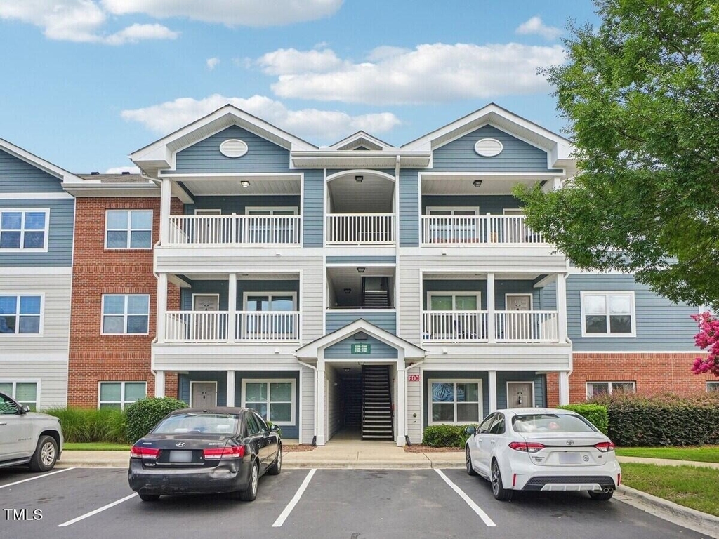 1000 Broadstone Way - Photo 5
