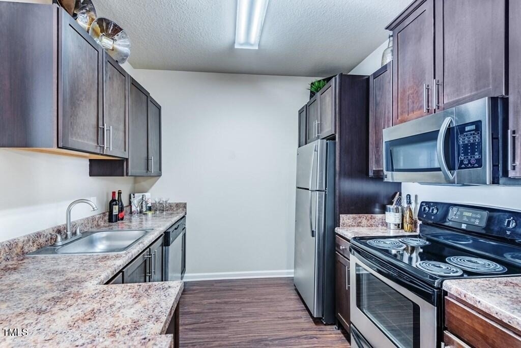 1000 Broadstone Way - Photo 35
