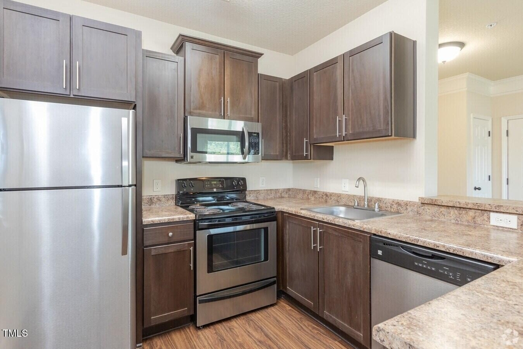 1000 Broadstone Way - Photo 31