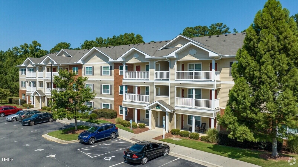 1000 Broadstone Way - Photo 4