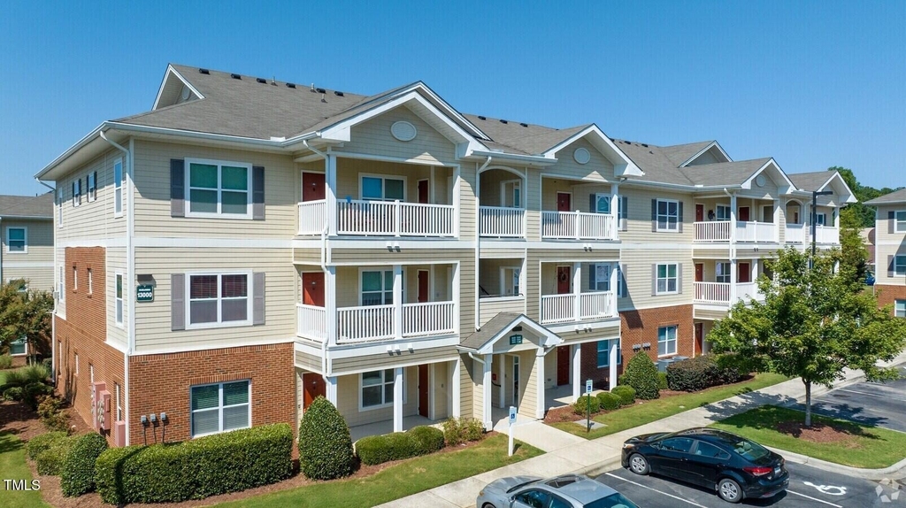1000 Broadstone Way - Photo 5
