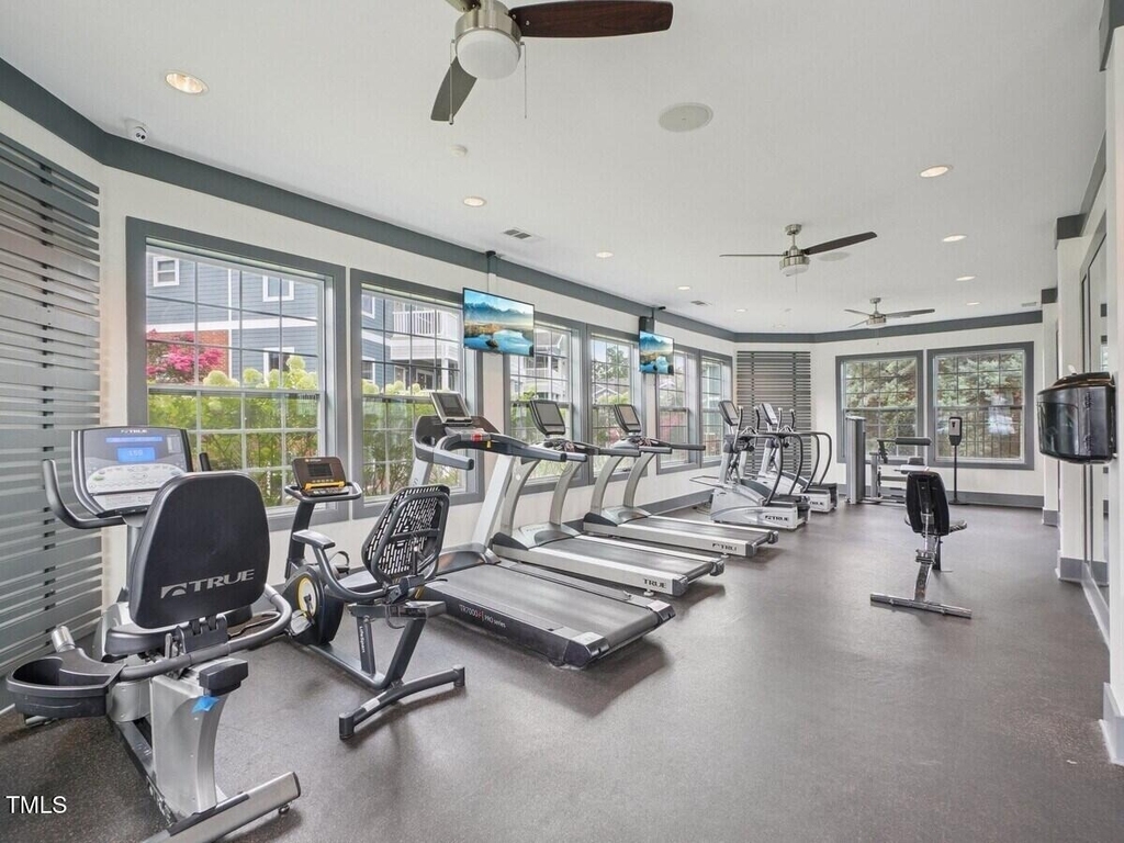 1000 Broadstone Way - Photo 27