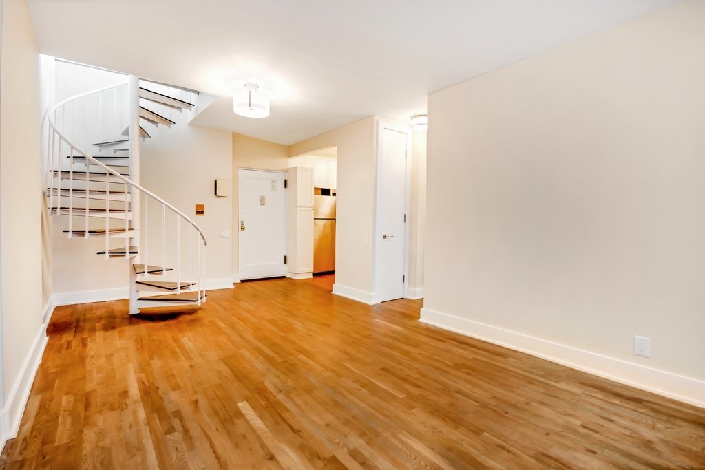 226 East 25th Street, Unit 6d - Photo 1