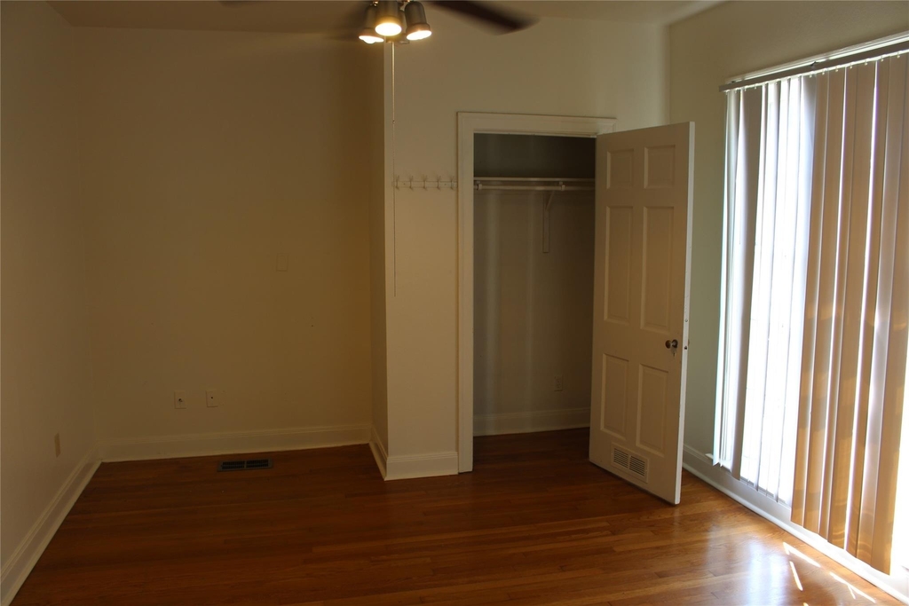 2309 Shoal Creek Blvd - Photo 10