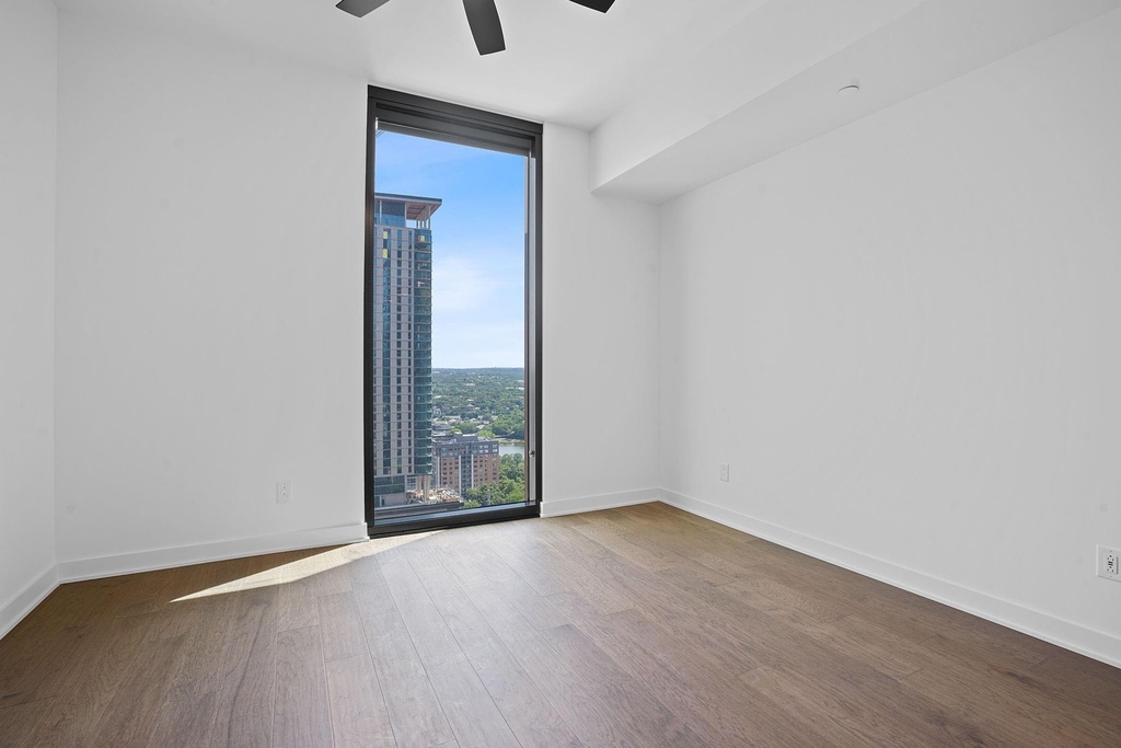 84 East Ave - Photo 9