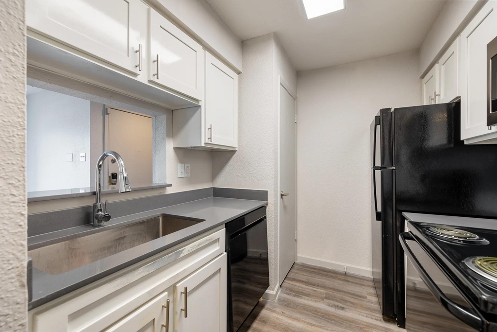 8701 Town Park Drive - Photo 12