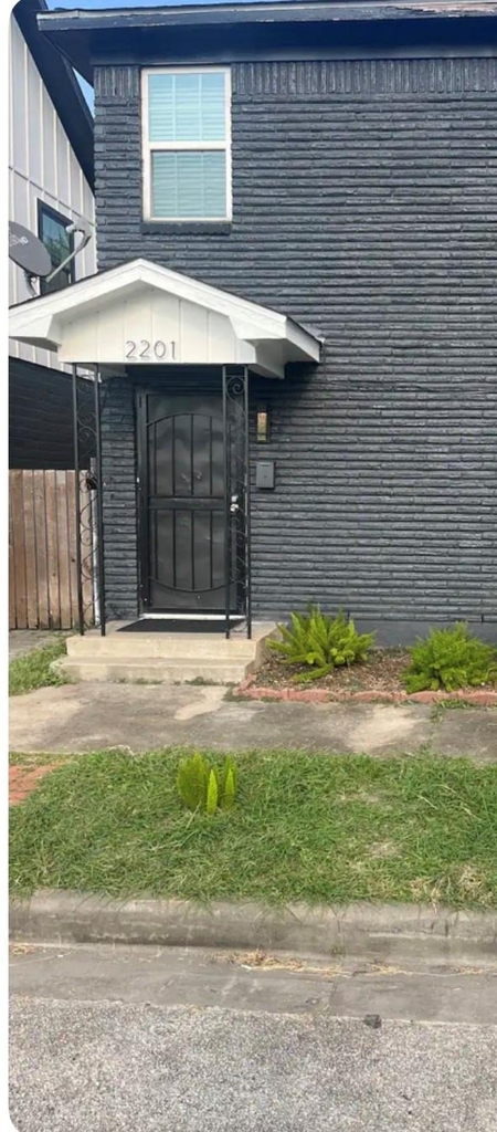 2201 Nettleton - Photo 8