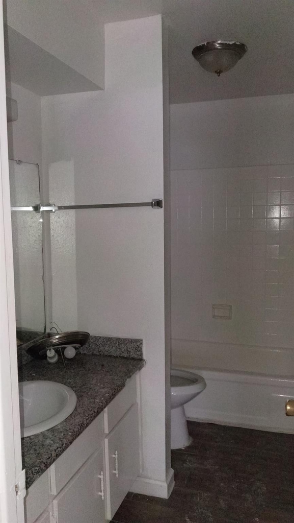 5625 Antoine Drive - Photo 7