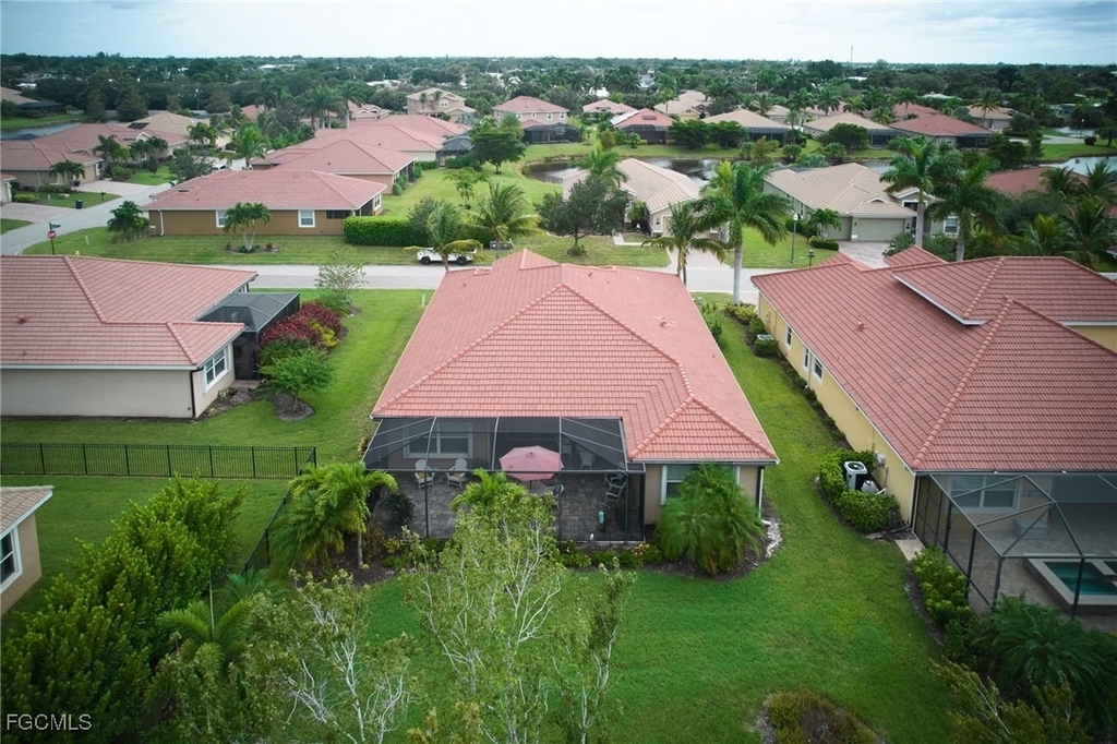 12710 Olde Banyon Boulevard - Photo 34