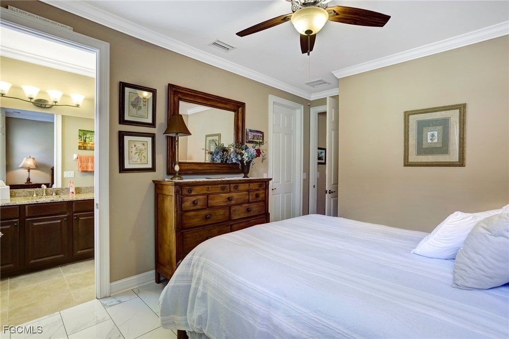 12710 Olde Banyon Boulevard - Photo 16