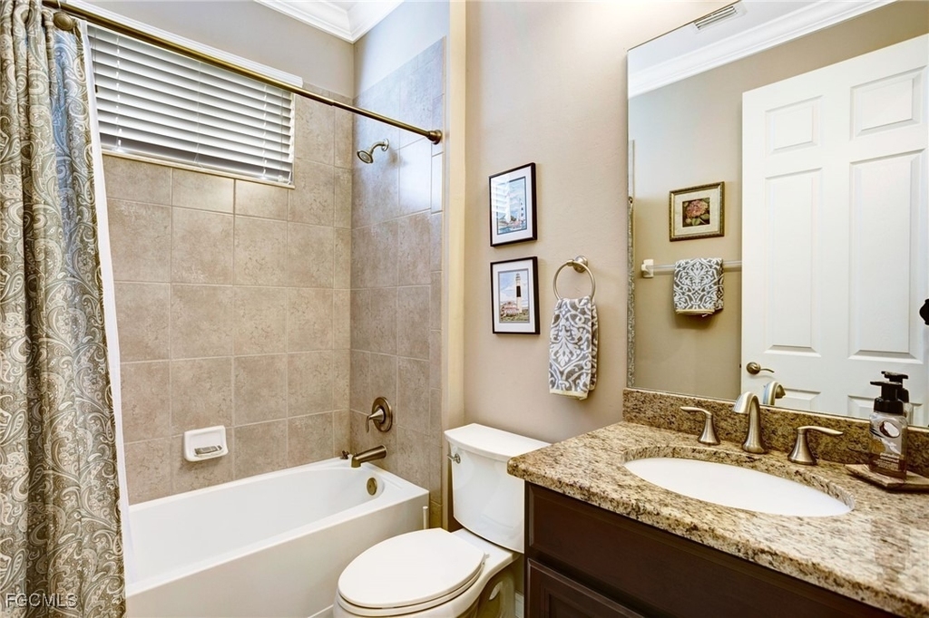 12710 Olde Banyon Boulevard - Photo 5