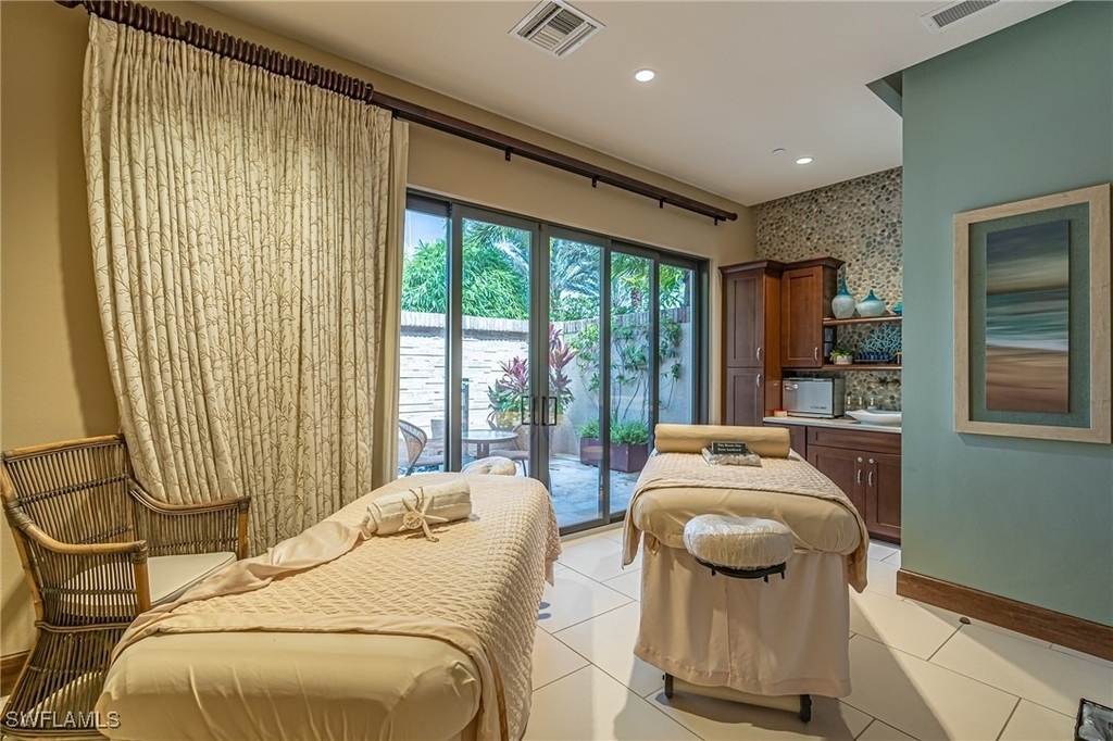 9419 Benvenuto Court - Photo 11