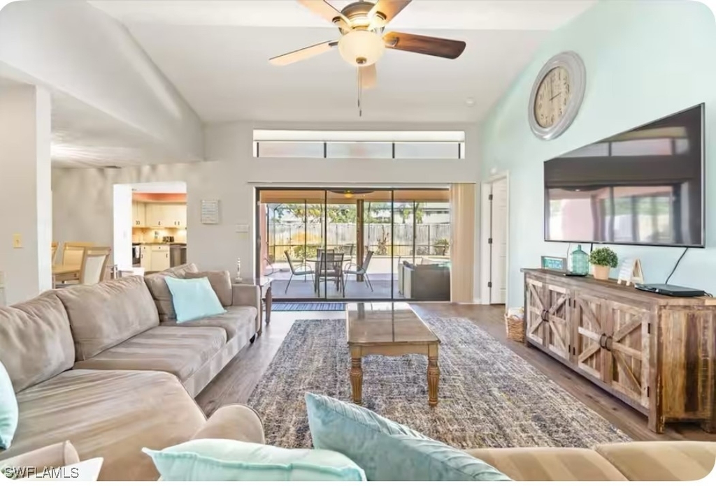 27439 Pollard Drive - Photo 2