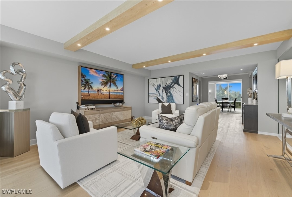 7515 Pelican Bay Boulevard - Photo 8