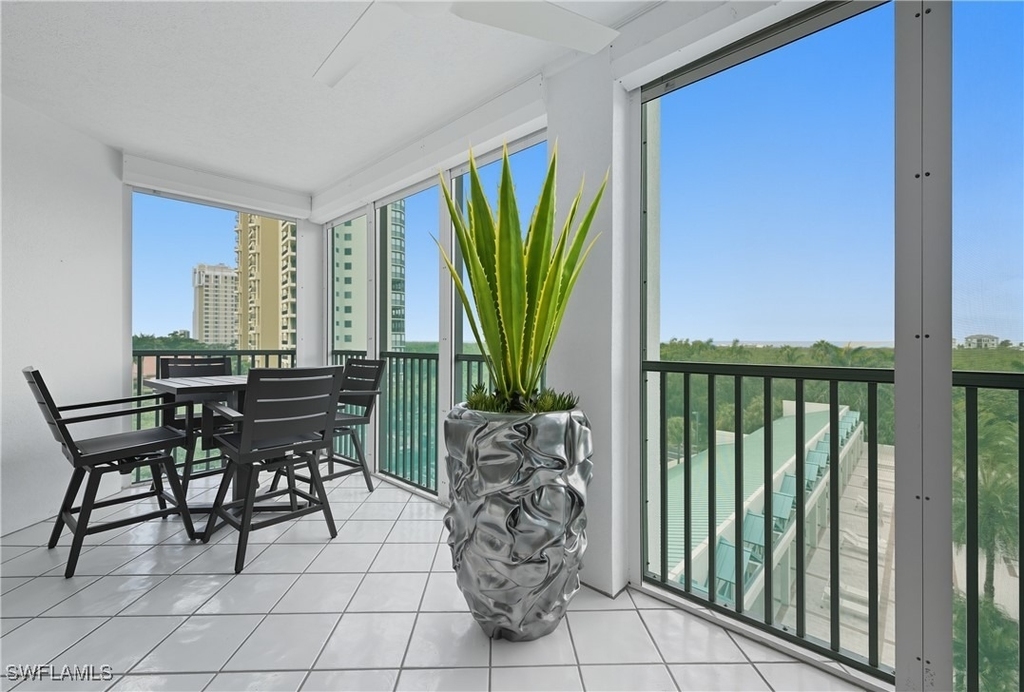 7515 Pelican Bay Boulevard - Photo 31