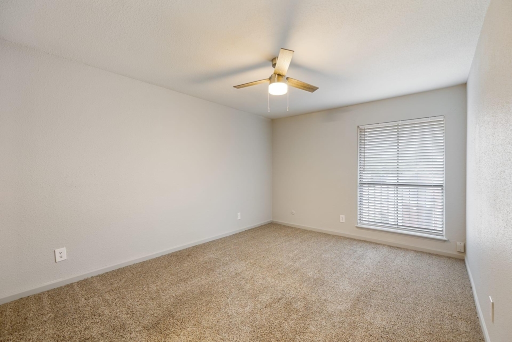 8701 Town Park Drive - Photo 9