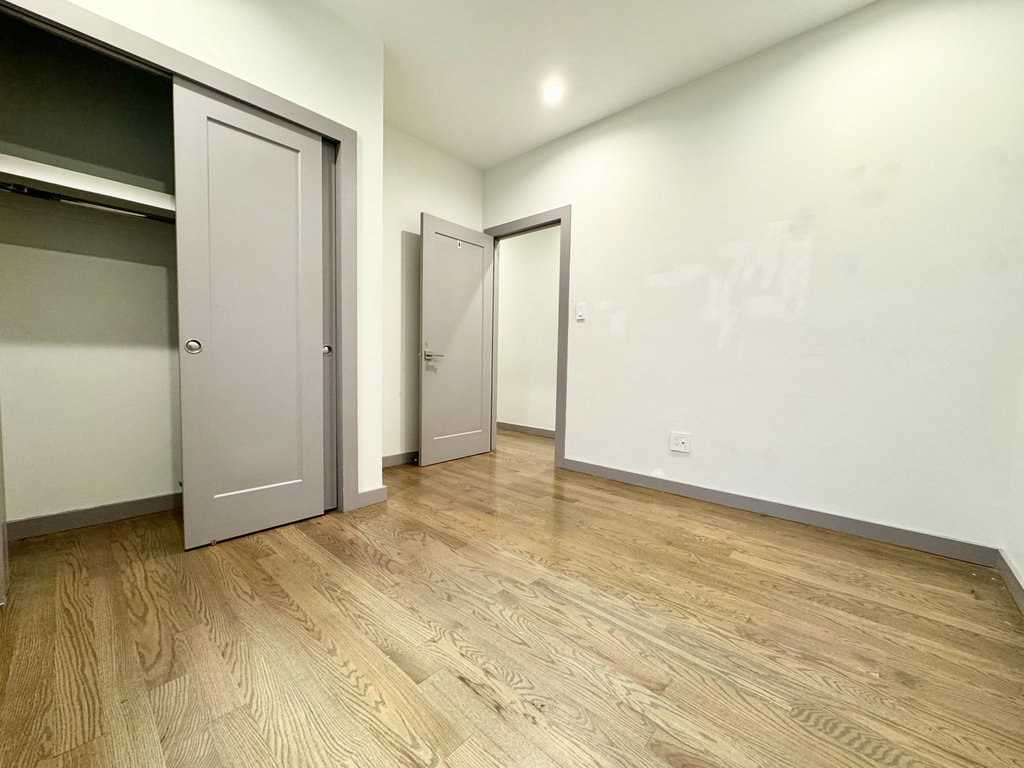 600 West 150th Street - Photo 3