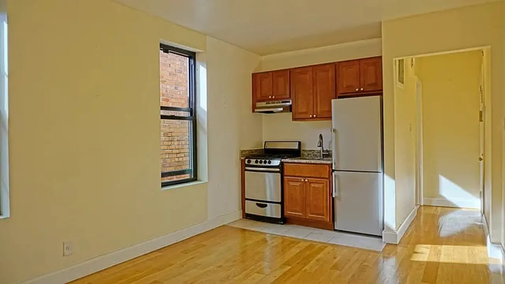 30-49 Crescent Street - Photo 1