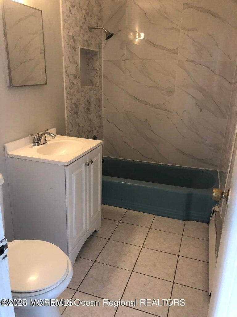 735 Greens Avenue - Photo 5