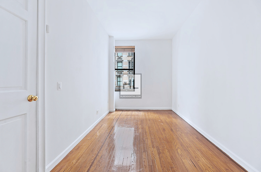 Madison Avenue - Photo 3