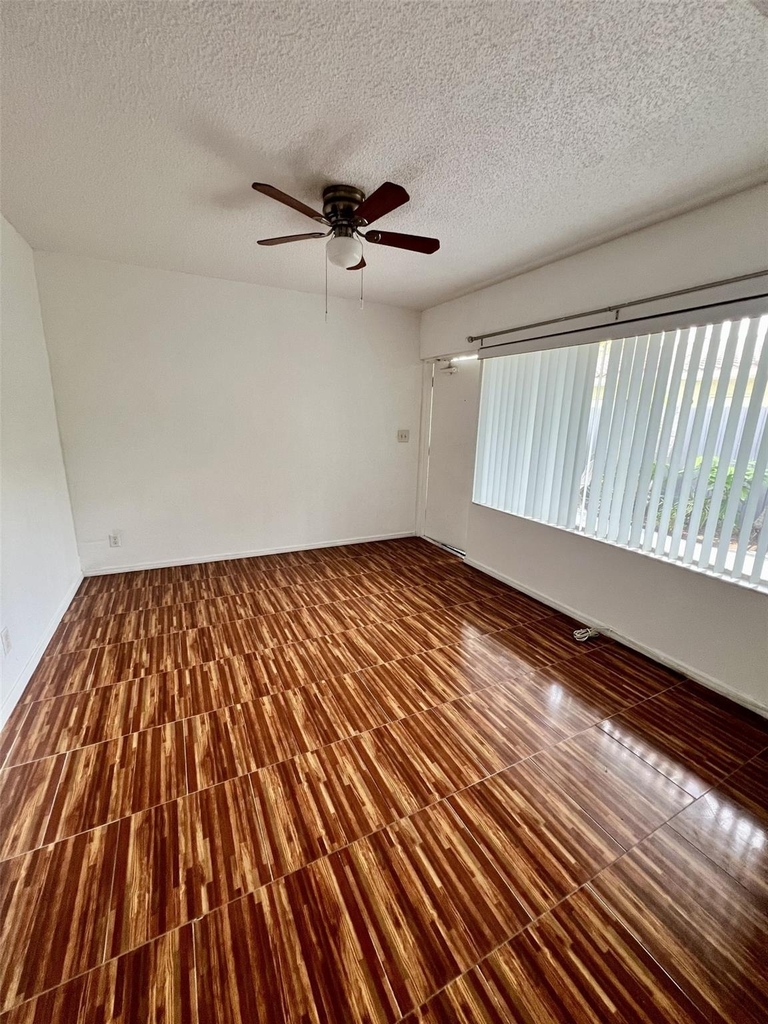 2918 N Ocean Blvd - Photo 1