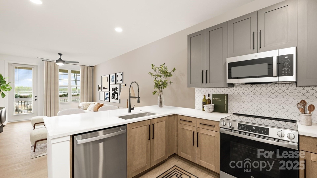 10500 Midway Park Drive - Photo 12