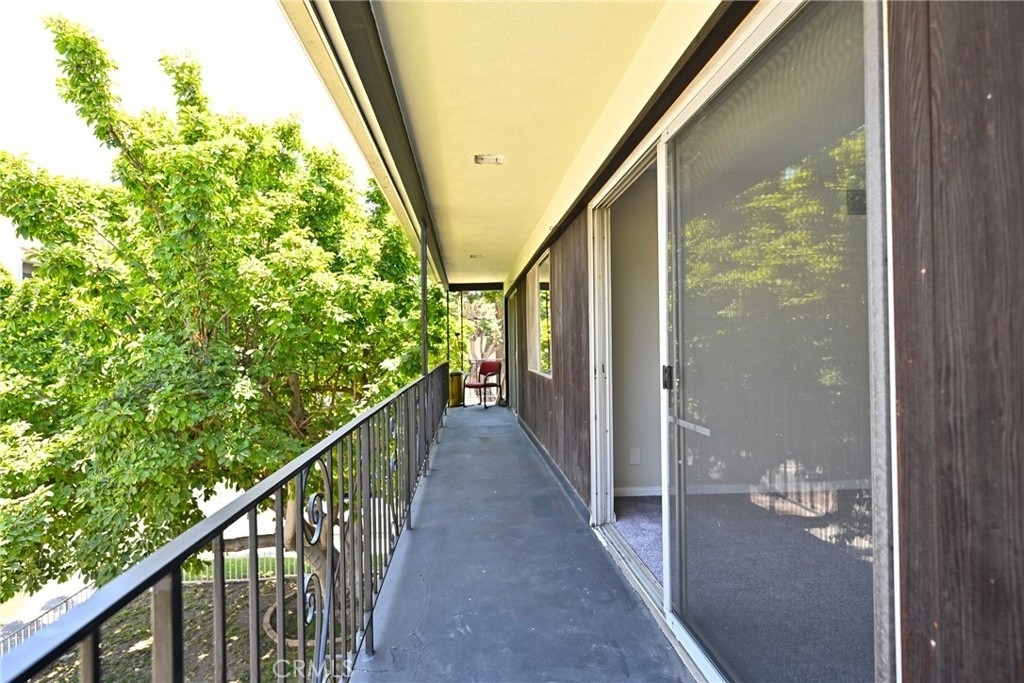 11063 Ohio Avenue - Photo 9