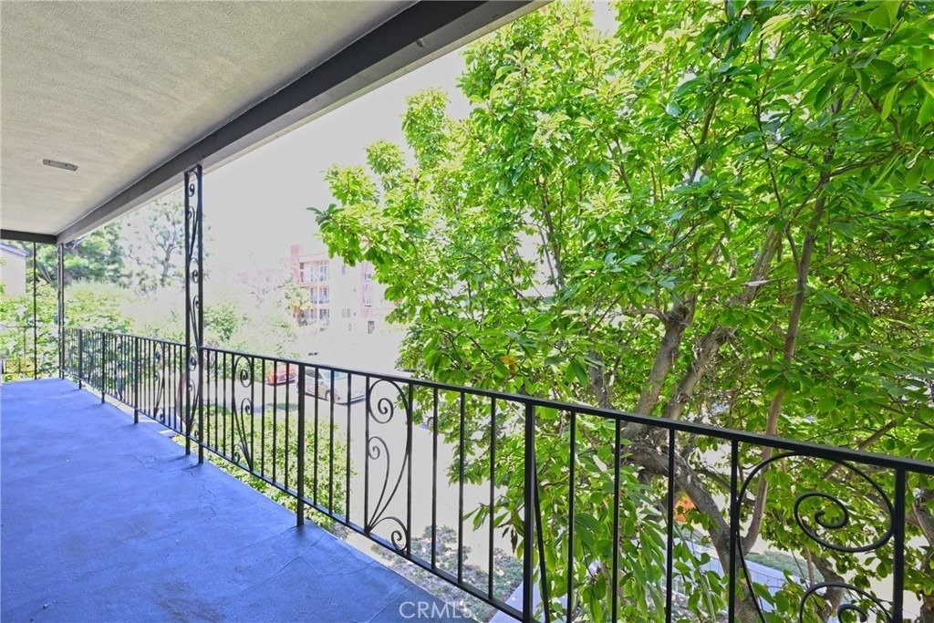 11063 Ohio Avenue - Photo 10
