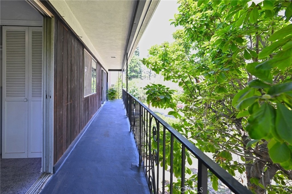 11063 Ohio Avenue - Photo 8