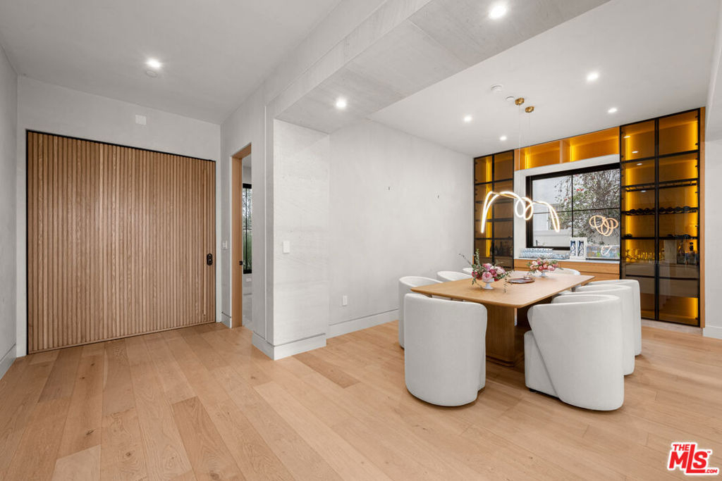 4740 Sunnyslope Avenue - Photo 13