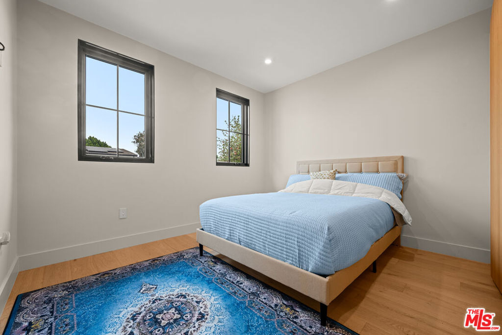 4740 Sunnyslope Avenue - Photo 30