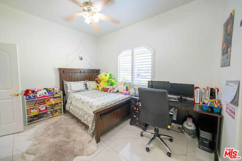 17833 Wildridge Lane - Photo 5