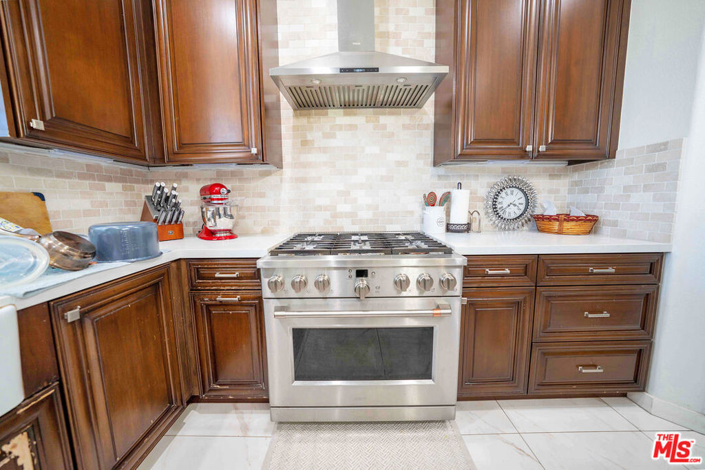 17833 Wildridge Lane - Photo 18