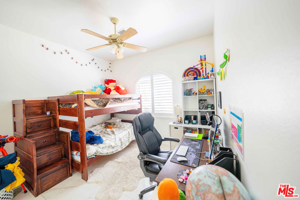 17833 Wildridge Lane - Photo 8
