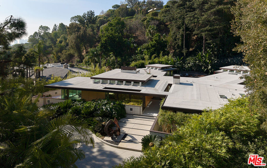 1061 Loma Vista Drive - Photo 1
