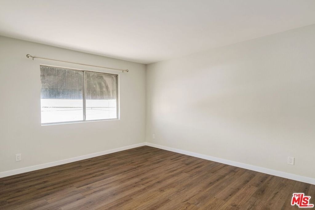 1342 Harvard Street - Photo 13