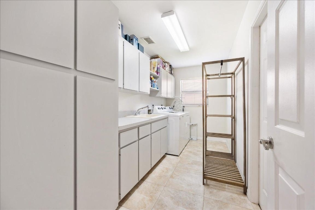 13889 Geranium Place - Photo 17