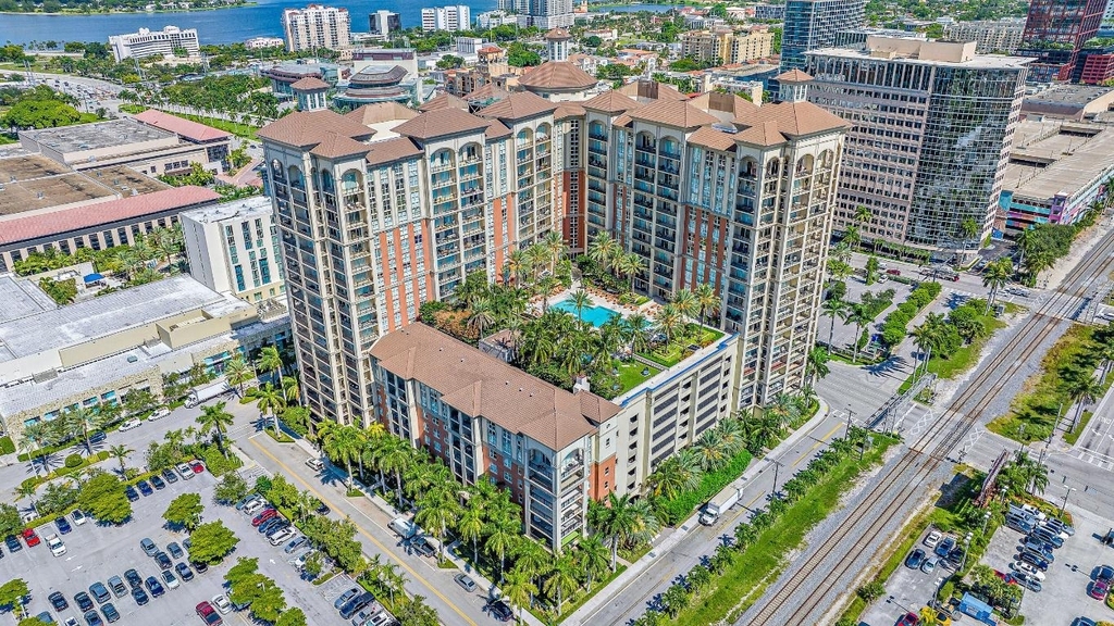 550 Okeechobee Boulevard - Photo 33