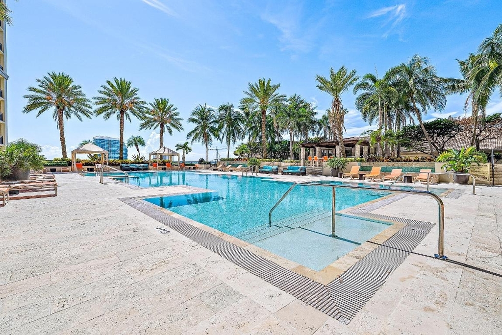 550 Okeechobee Boulevard - Photo 23