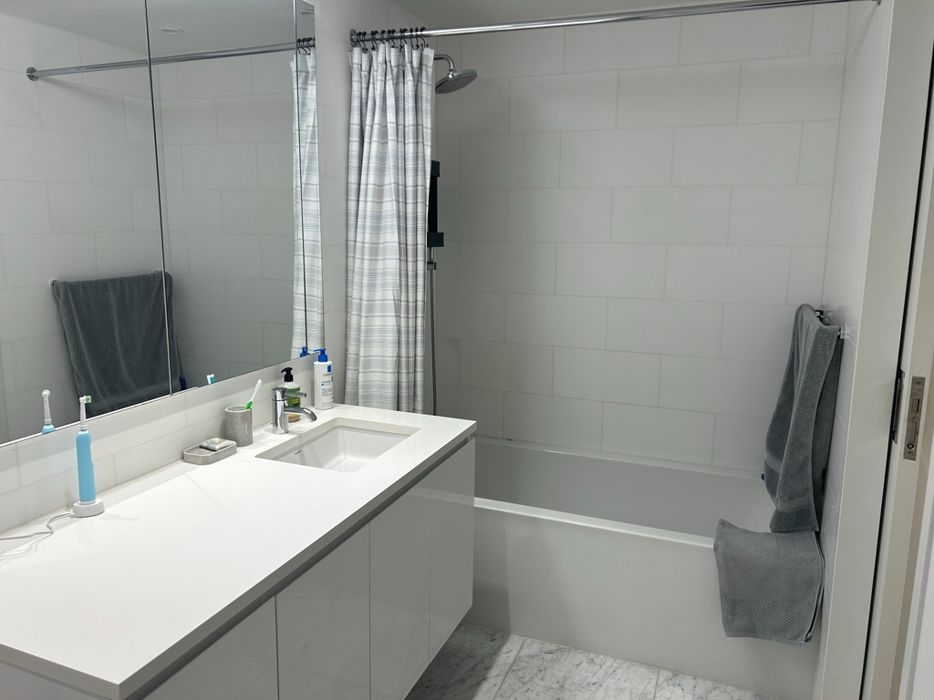 West 21st Street - Photo 5