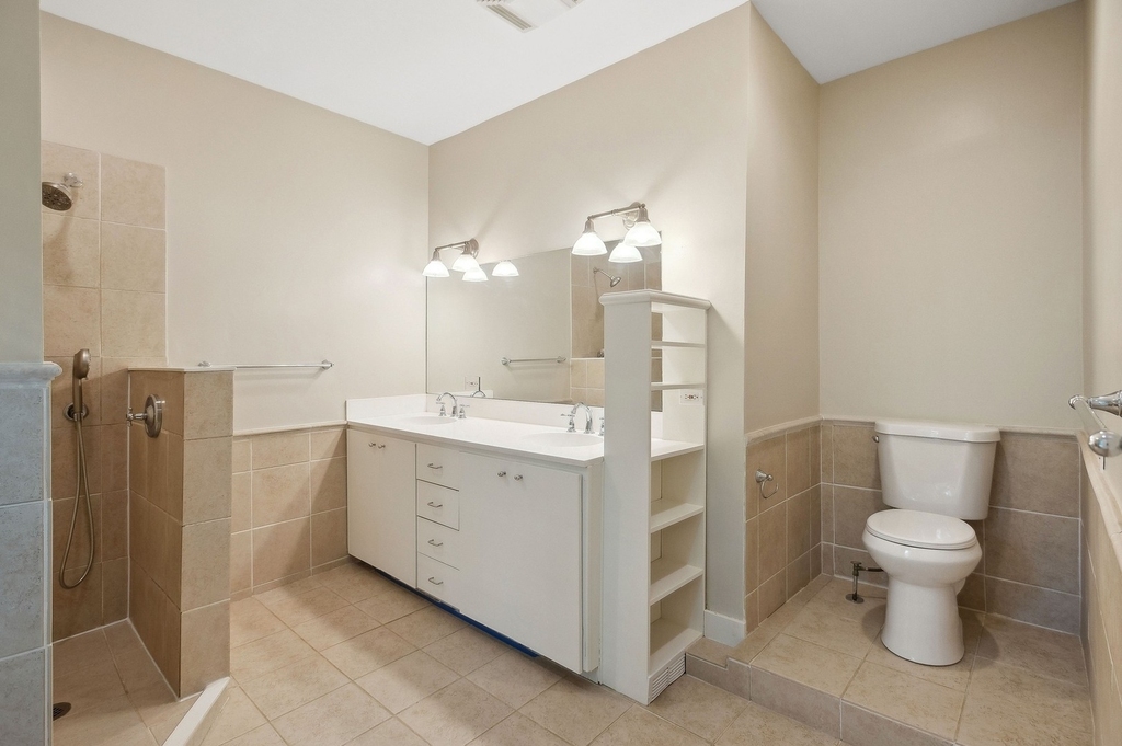 2078 Linden Avenue - Photo 6
