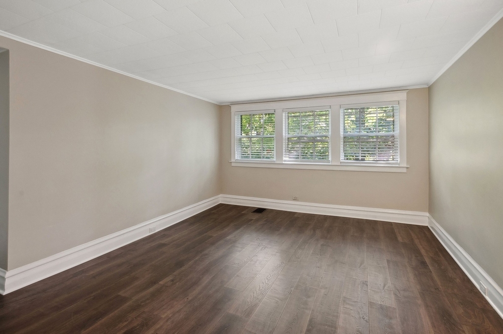 2078 Linden Avenue - Photo 13