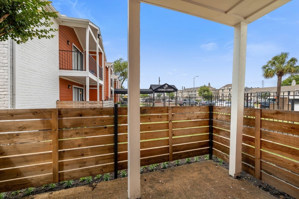 8701 Town Park Drive - Photo 17