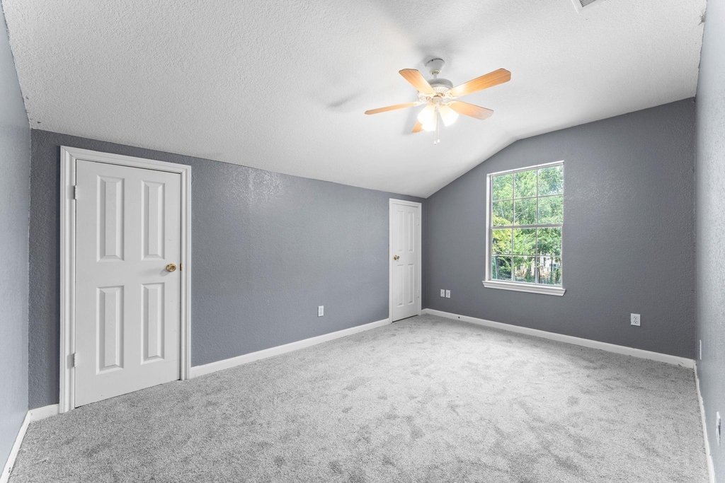3145 Frick Road - Photo 6