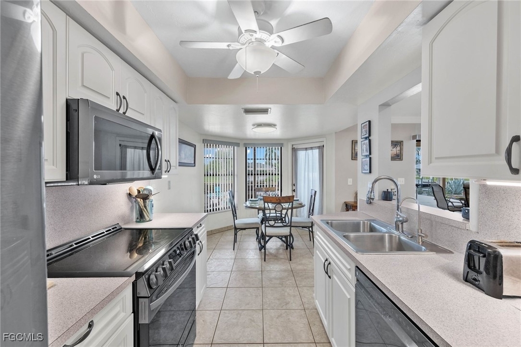1327 Se 17th Street - Photo 3