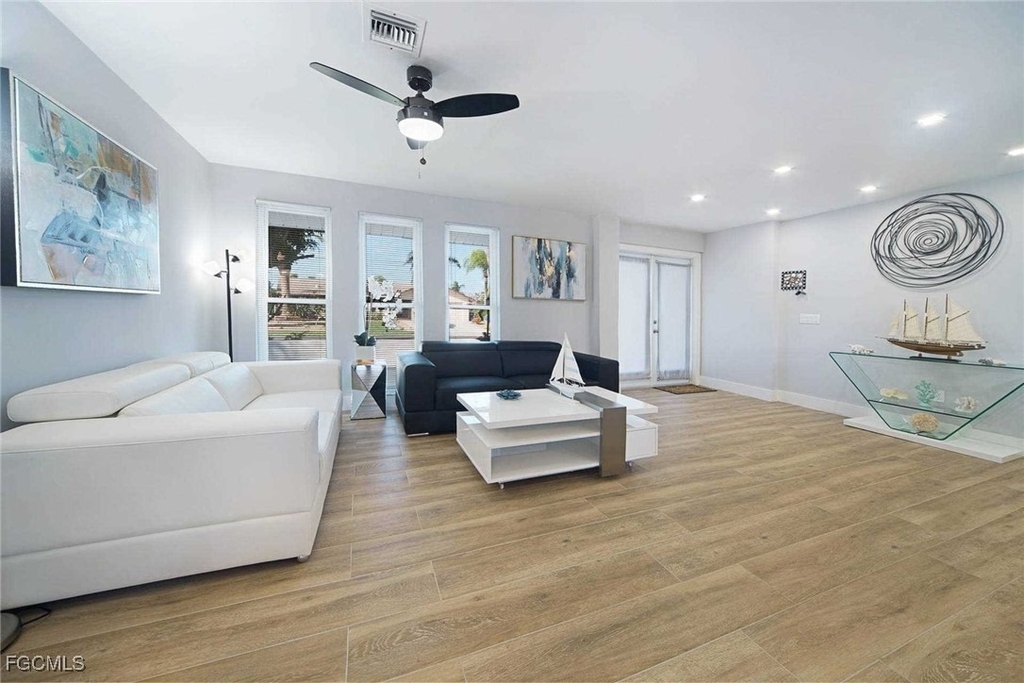 2633 Se 19th Place - Photo 13
