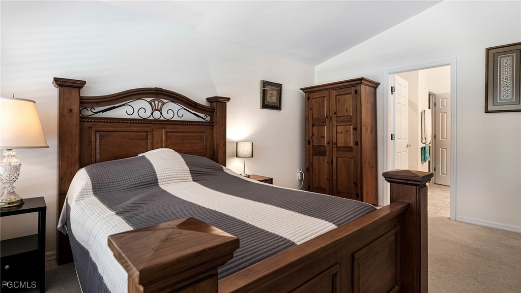 10082 Oakhurst Way - Photo 10