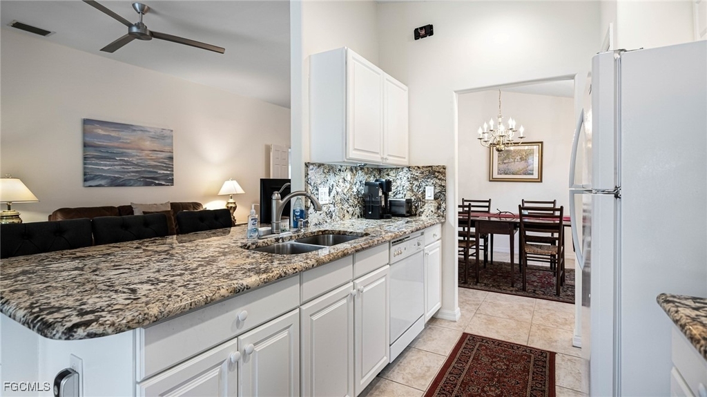 10082 Oakhurst Way - Photo 7