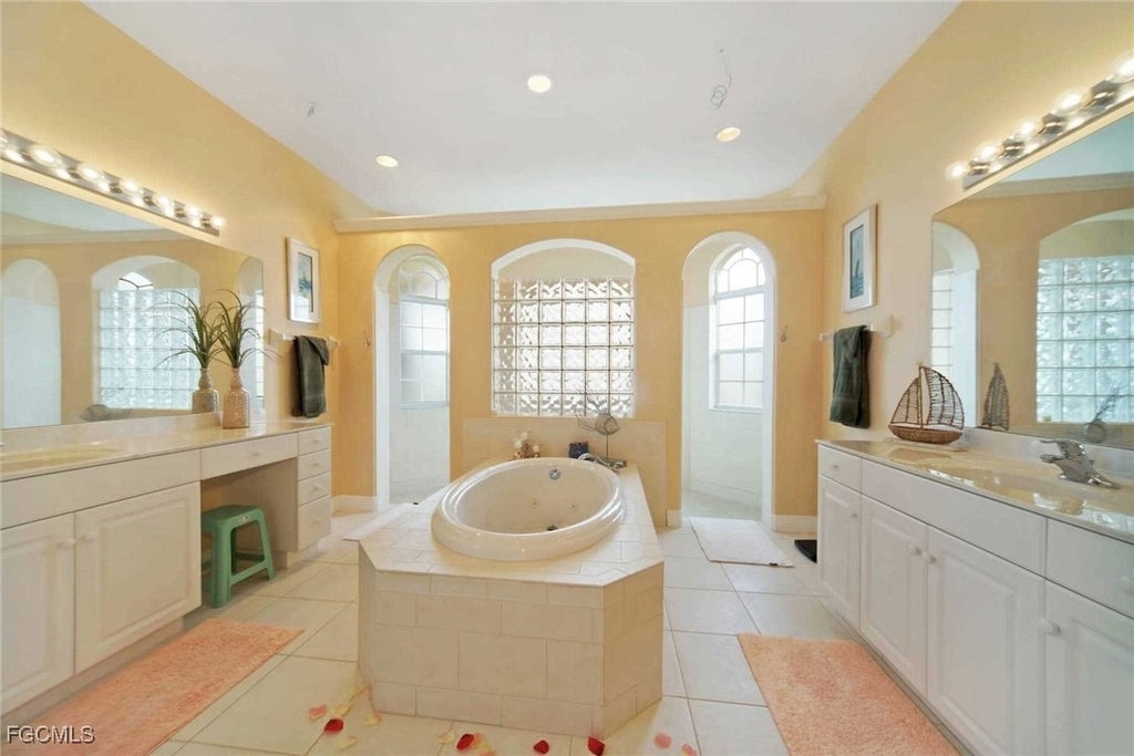 4114 Nw 39th Lane - Photo 11